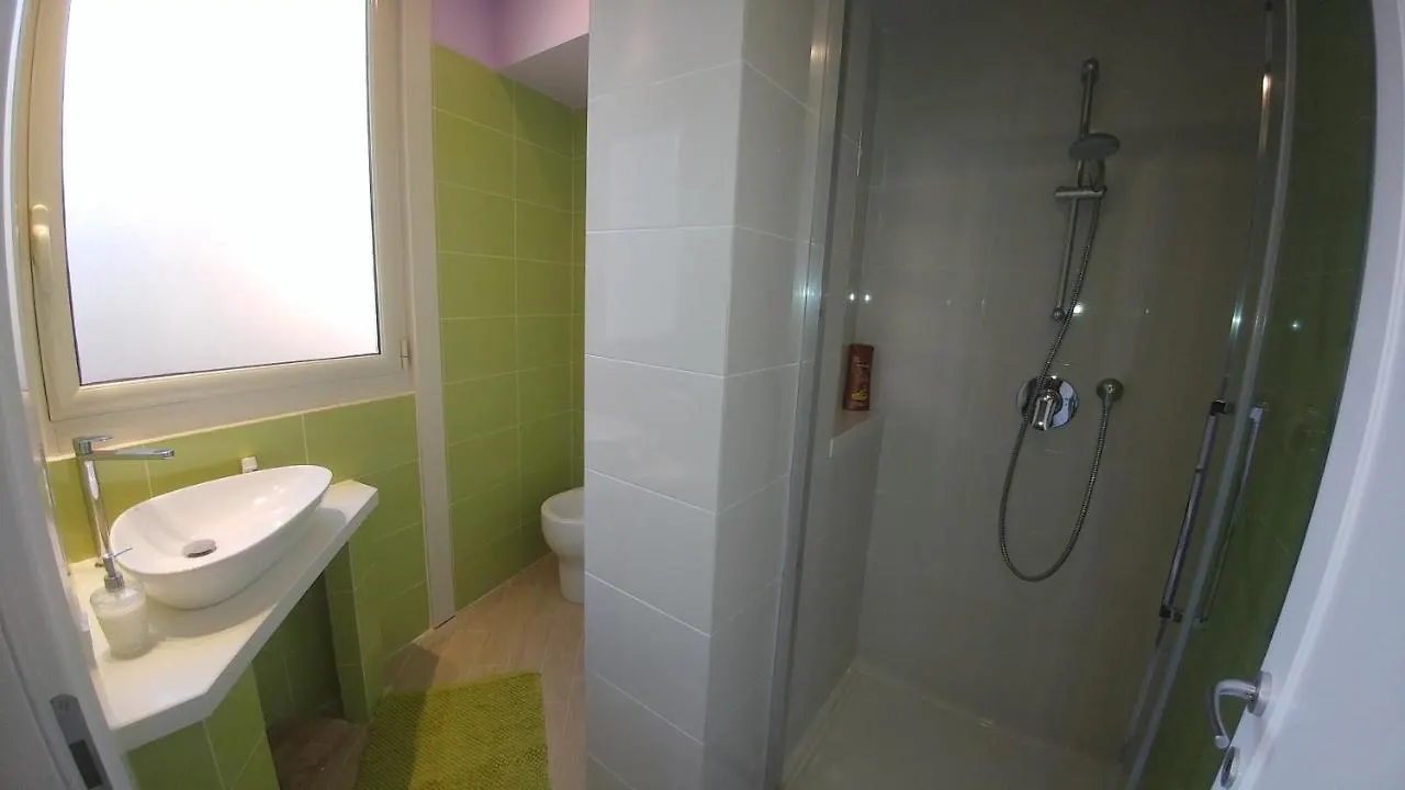 Affittacamere Hotel Kosié - il comfort di classe con due matrimoniali e due bagni indipendenti Palermo
